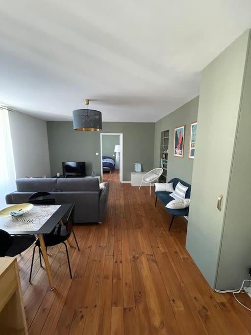 Ferienwohnung Le Coeur De Rodez Exterior foto